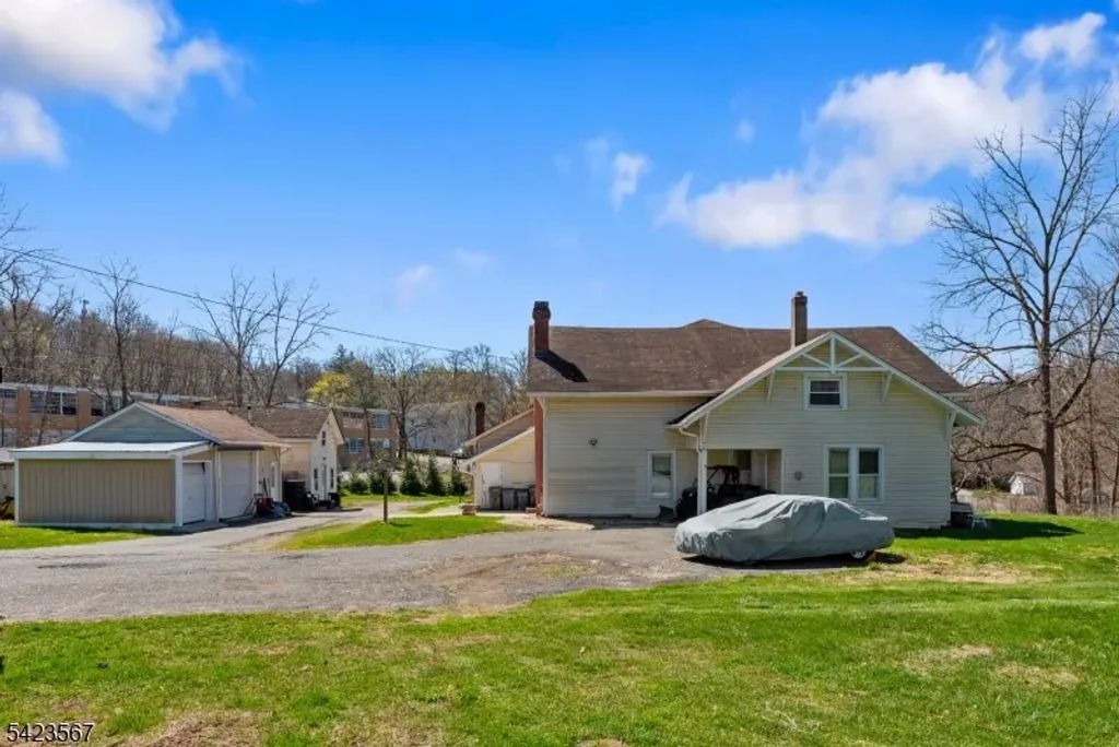 2 Prospect St, Mount Arlington Boro