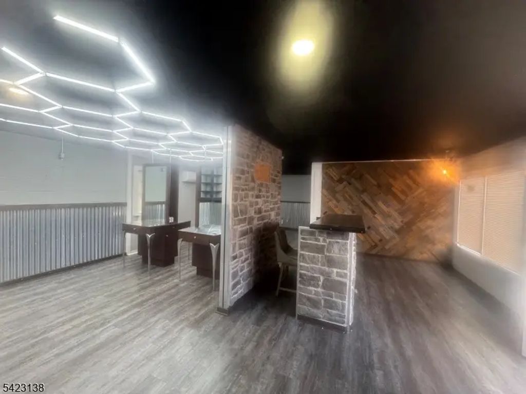 117 Broad St - Suites 6&7, Flemington Boro