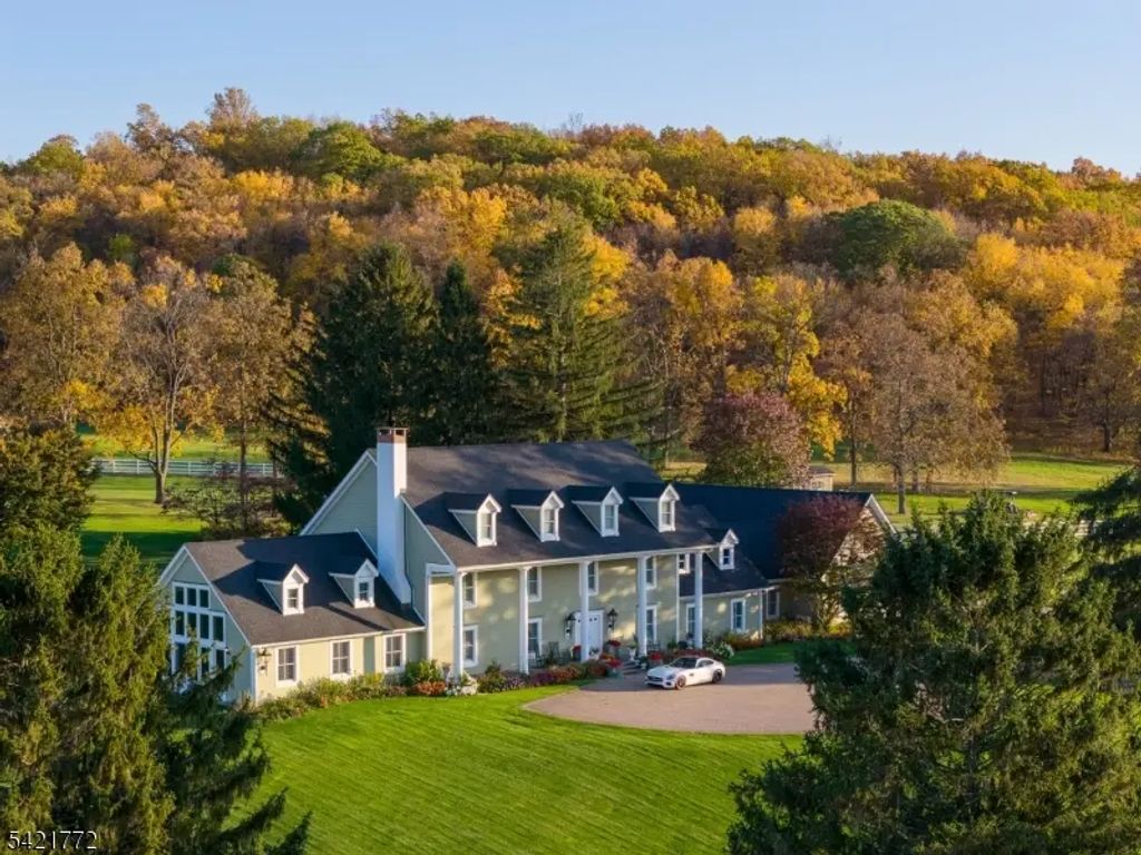 112 Quarry Rd, Wantage Twp.