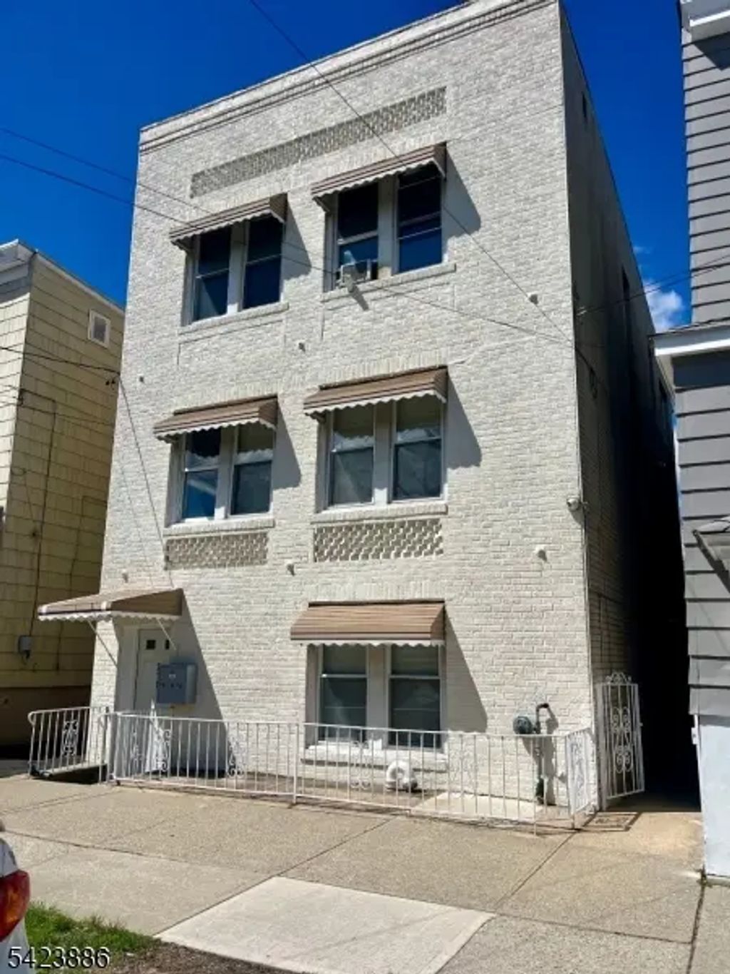 279 Belmont Ave, Belleville Twp.