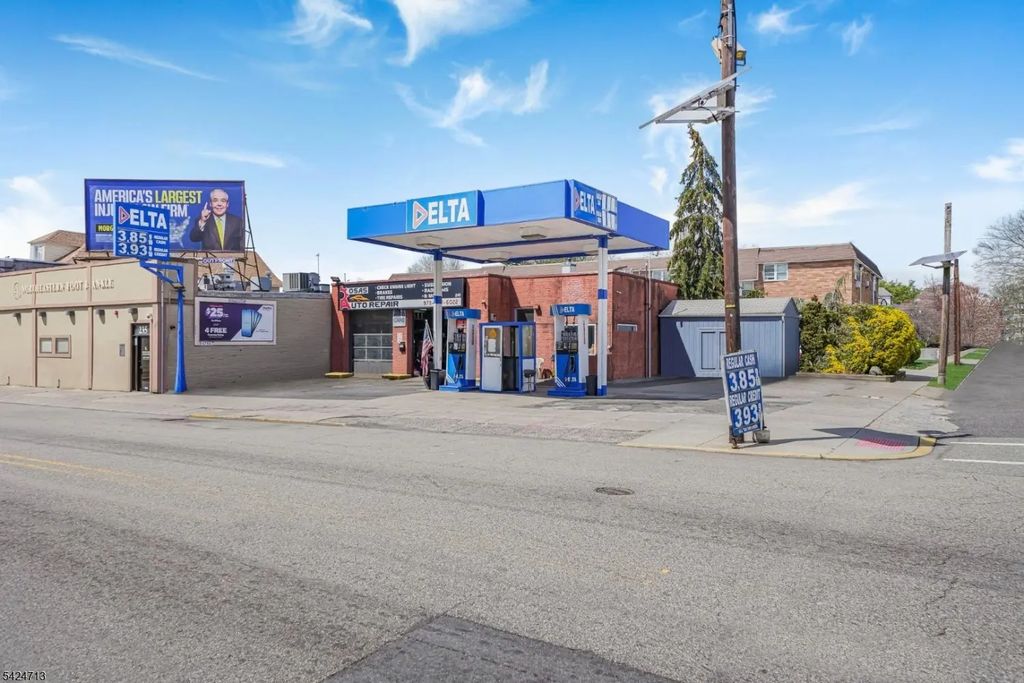 239-241 Main Ave, Passaic City