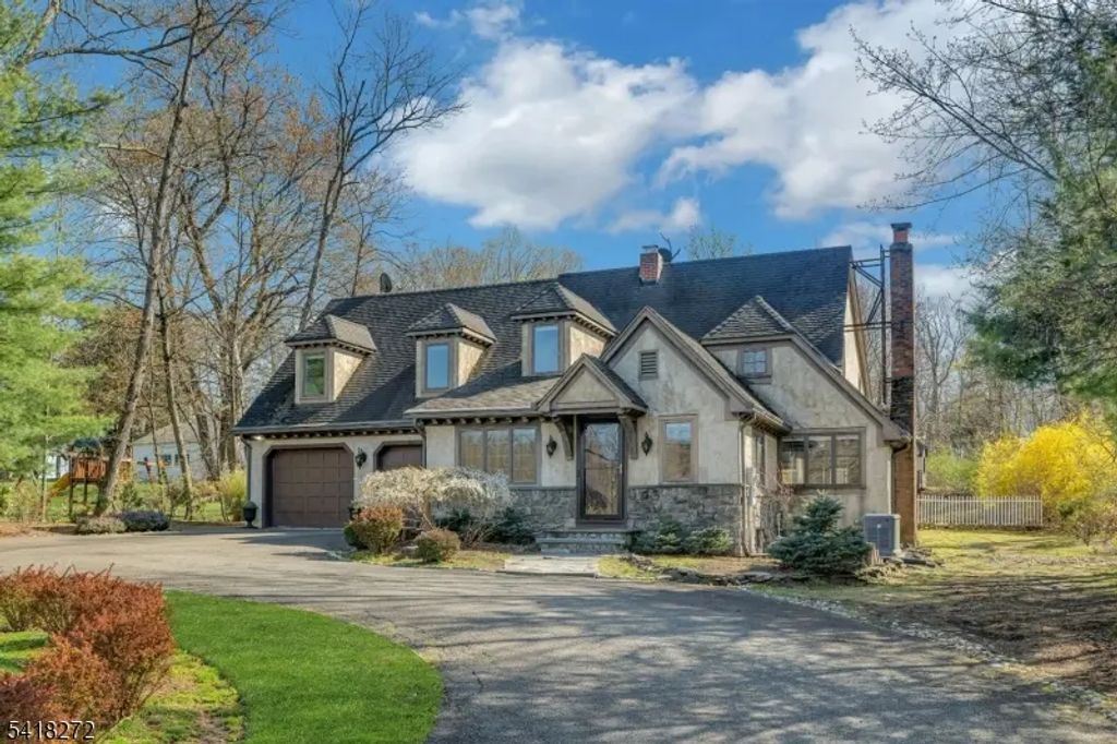 21 Hewlett Rd, Montville Twp.