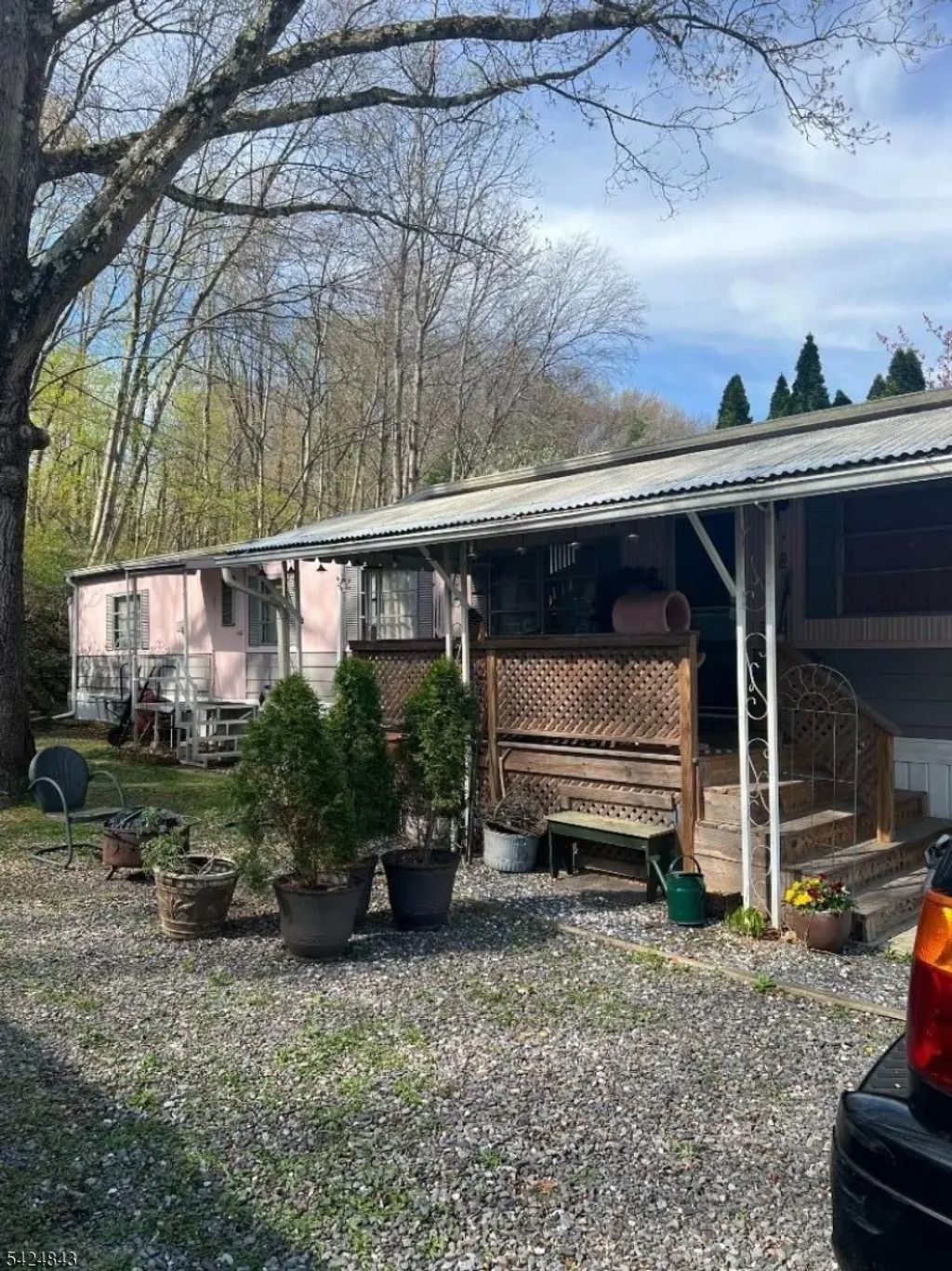 55 Back St, Oxford Twp.