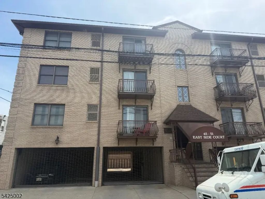 45-51 Gotthardt St, Newark City