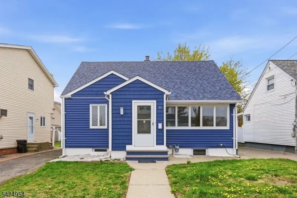 31 Ackerson Pl, Passaic City