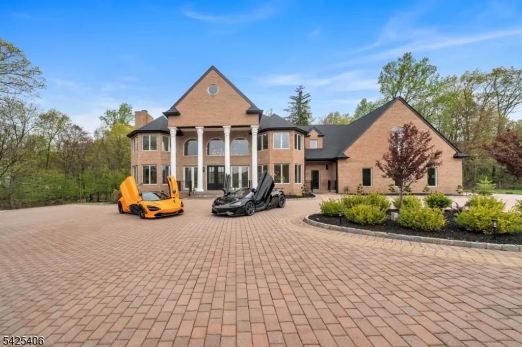 19 Amira Ln, Kinnelon Boro