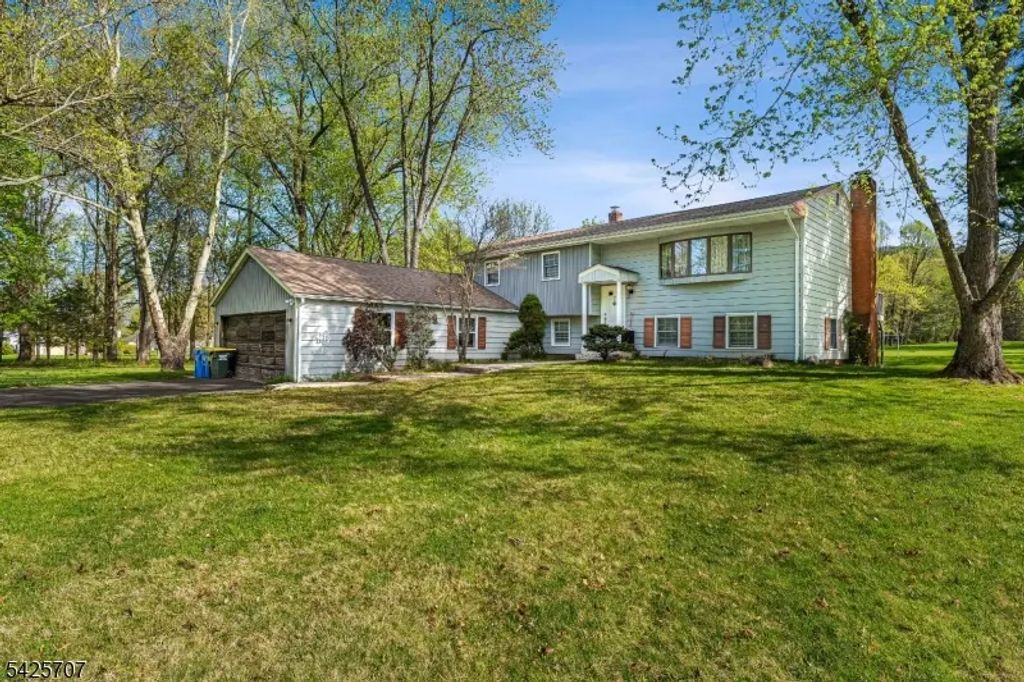 1365 Well Rd, Bridgewater Twp.