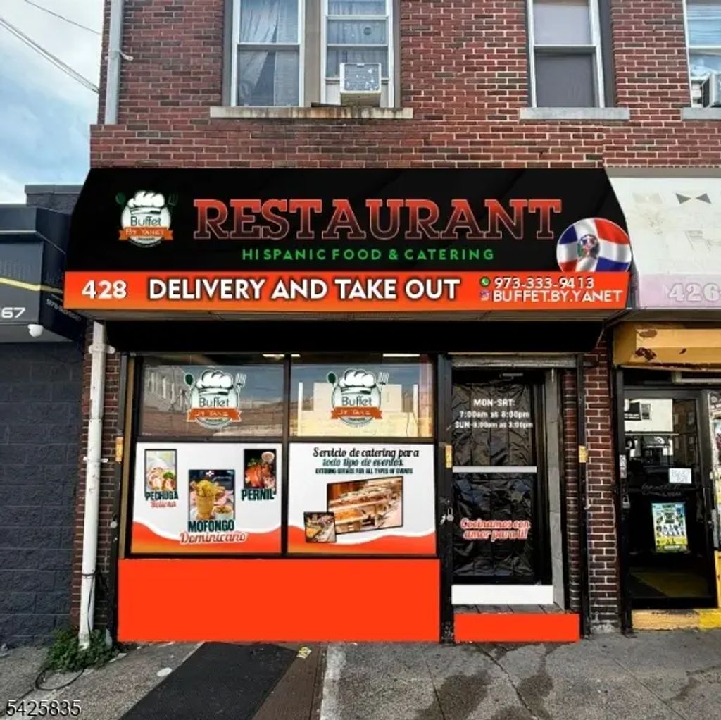 422 10th Ave, Paterson City