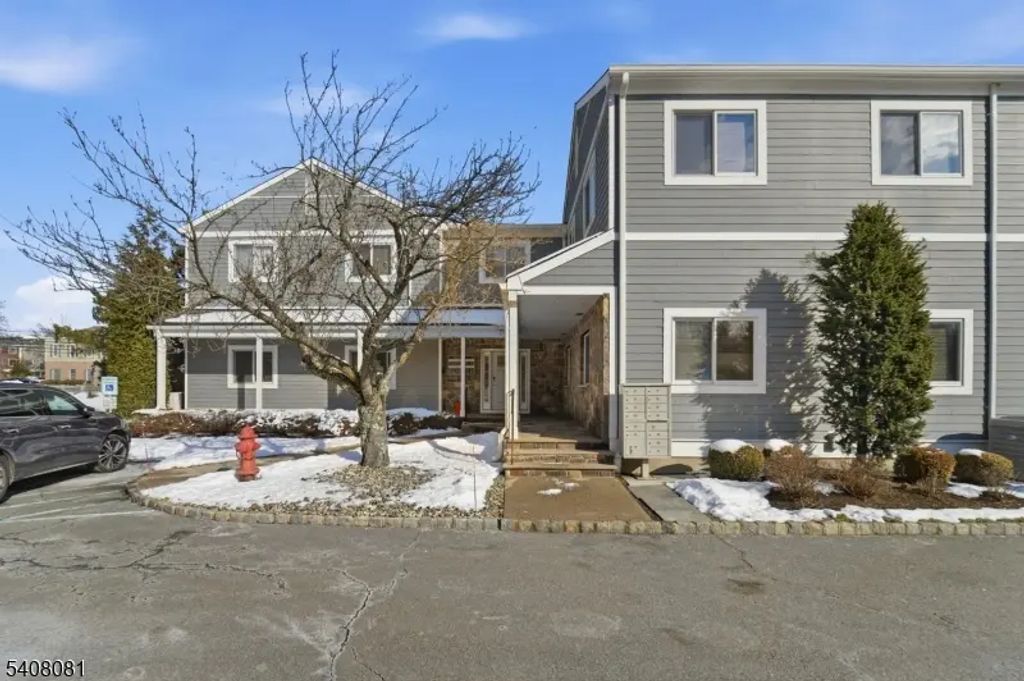 123 Columbia Tpke, Florham Park Boro