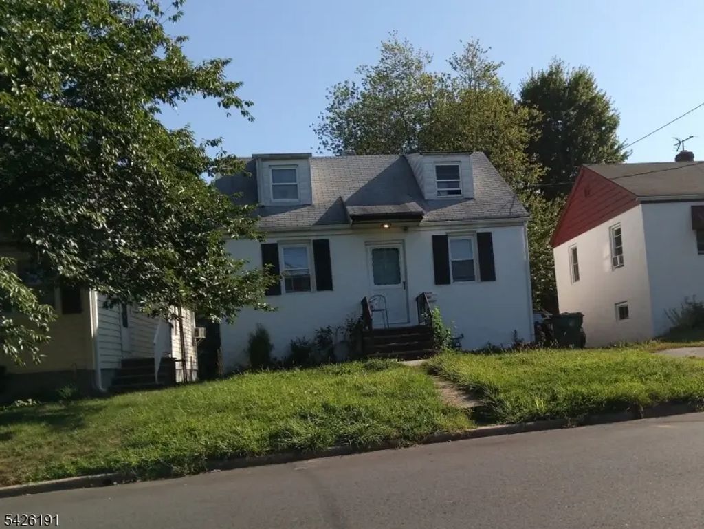 305 Woodlawn Ave, Linden City