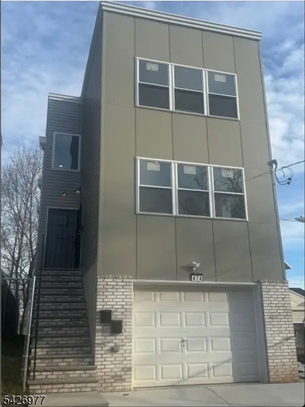 474 S 15th Street, Newark City