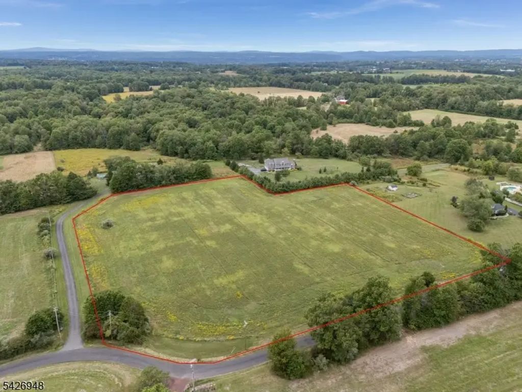 130 Fitzer Rd, Kingwood Twp.