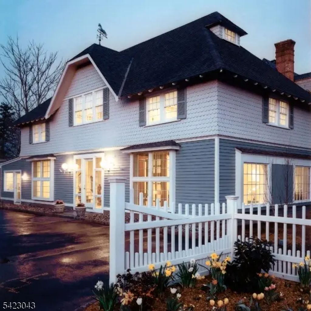 264 South St, Morristown Town