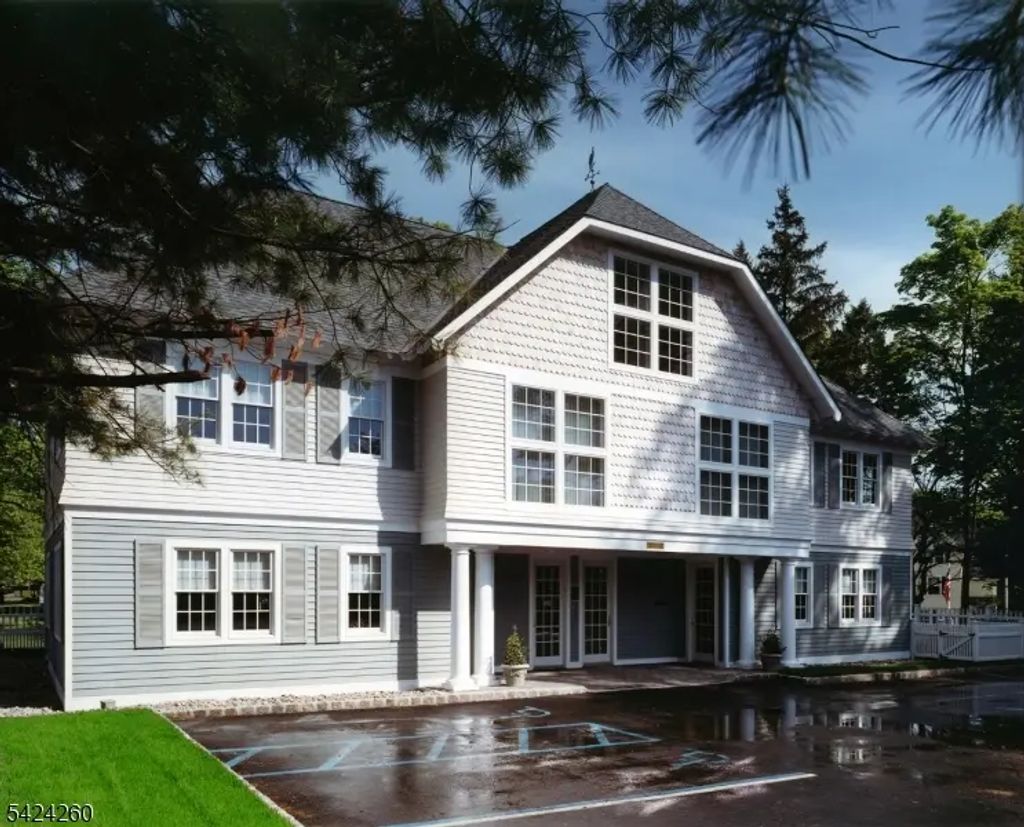 264 South St, Morristown Town