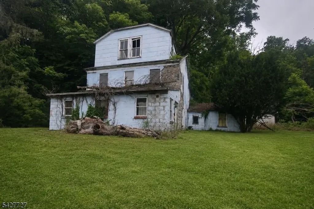 661 Us Highway 206, Andover Twp.