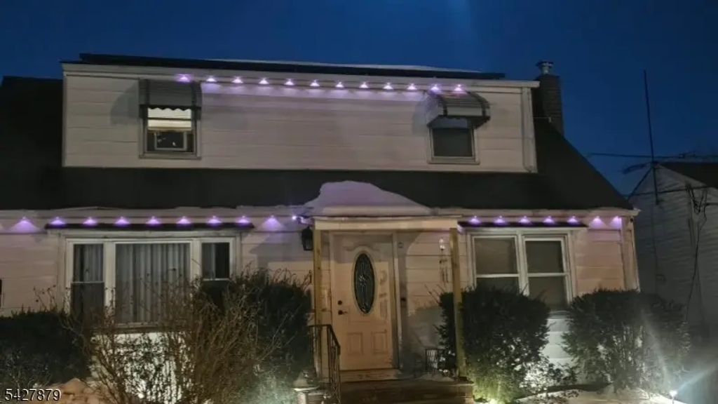 115 Hawthorne St, Roselle Boro