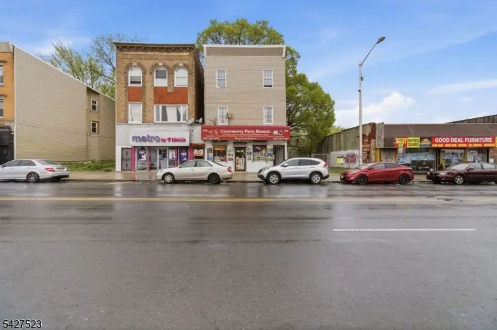 492 Springfield Ave, Newark City