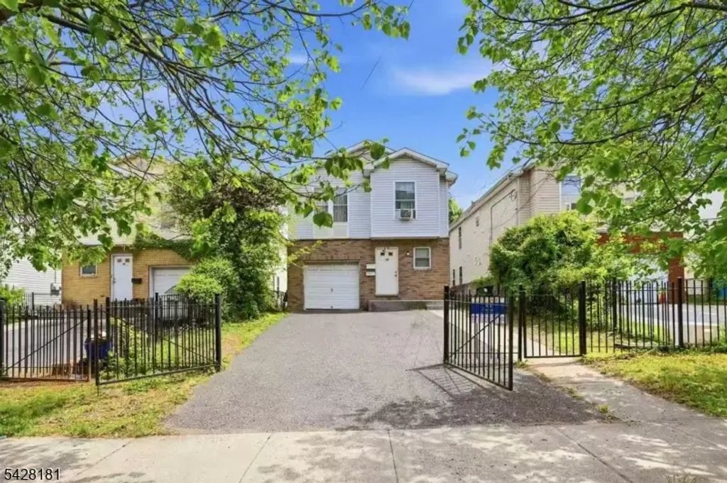 24 Johnson Ave, Newark City