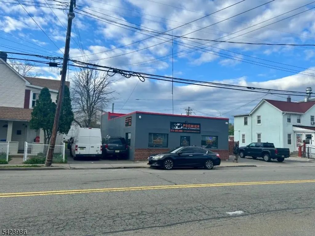 249 E Blackwell St, Dover Town