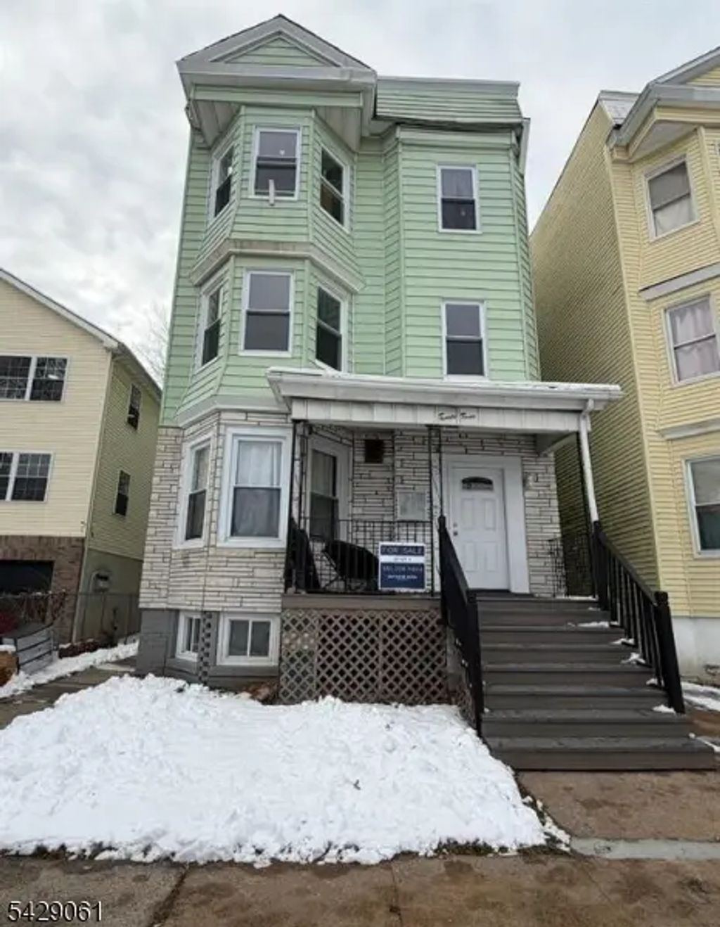 23 9th Ave, East Orange City
