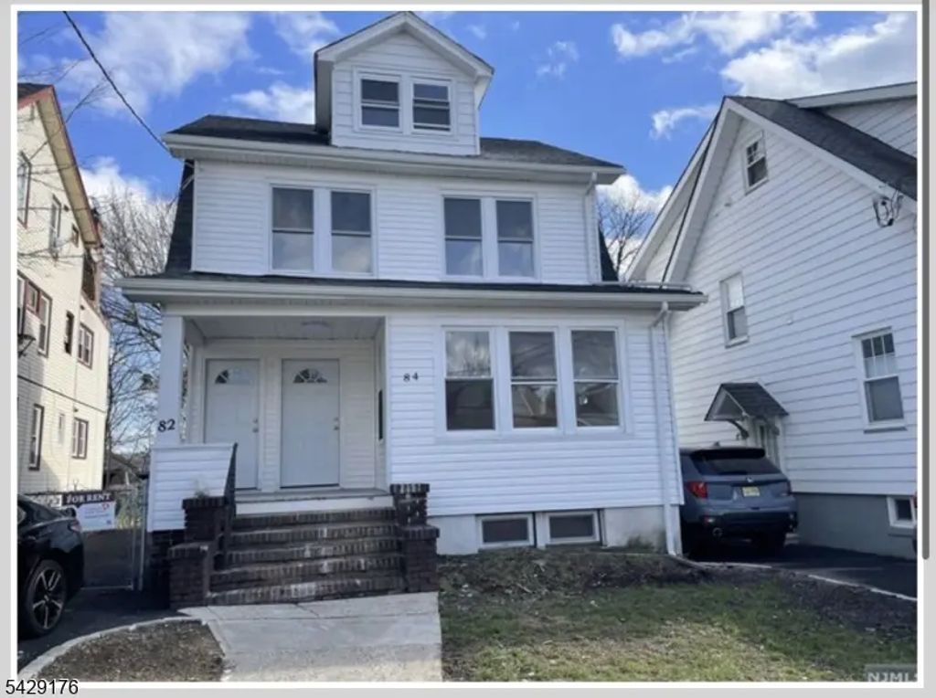 82-84 Jacoby St, Maplewood Twp.