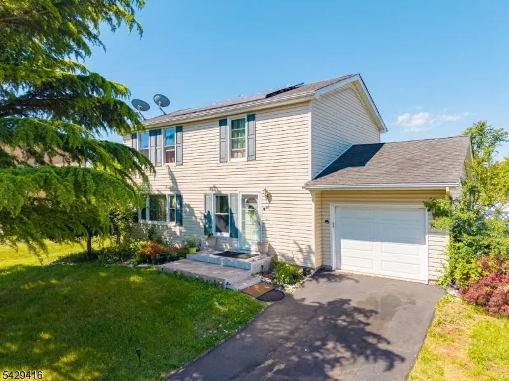 40 Jefferson Dr, Piscataway Twp.