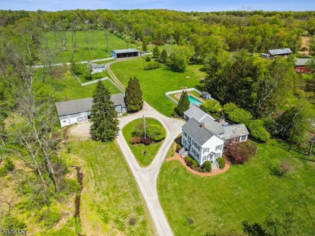 70 Pleasant Run Rd, Readington Twp.
