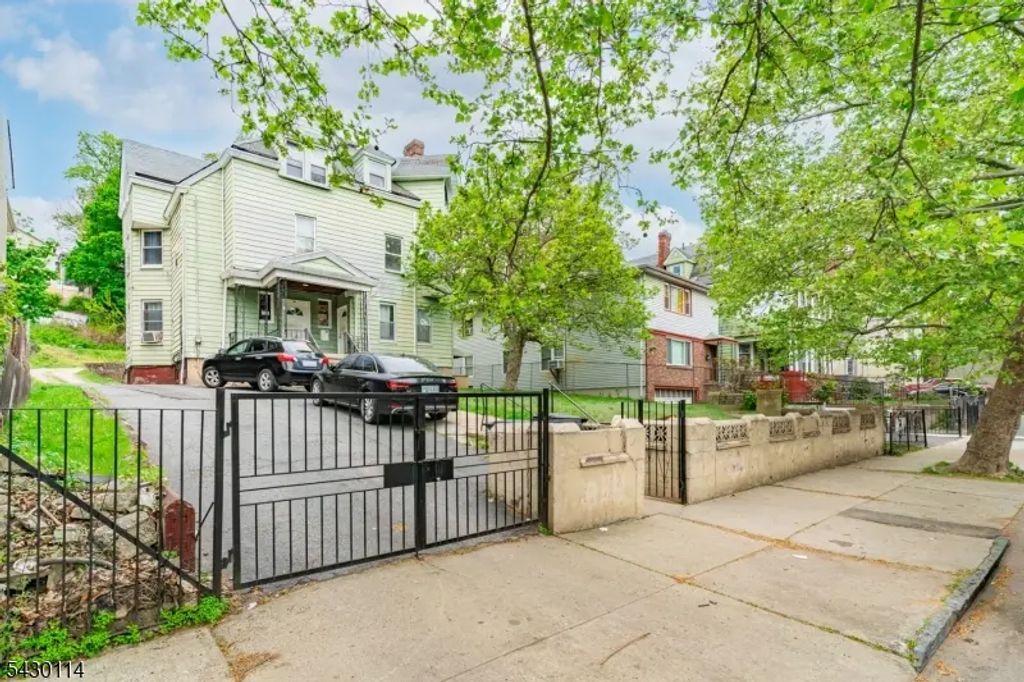 464-466 Summer Ave, Newark City