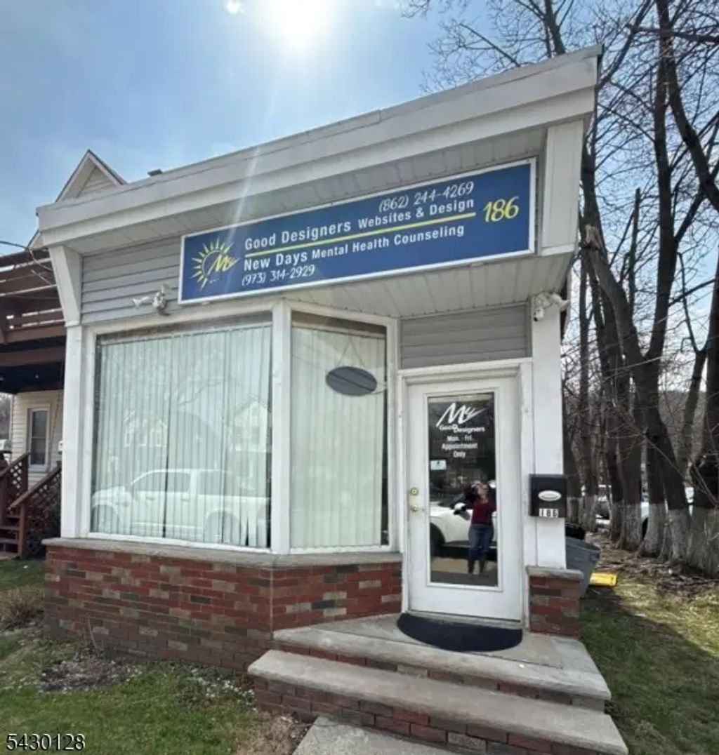 186 E Black Well St, Dover Town