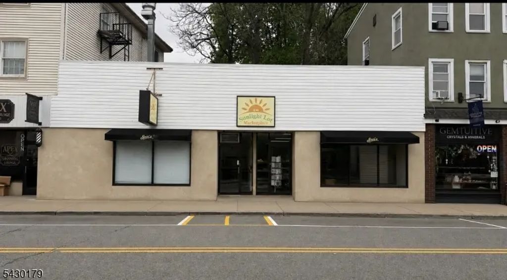 927 Main St, Boonton Town