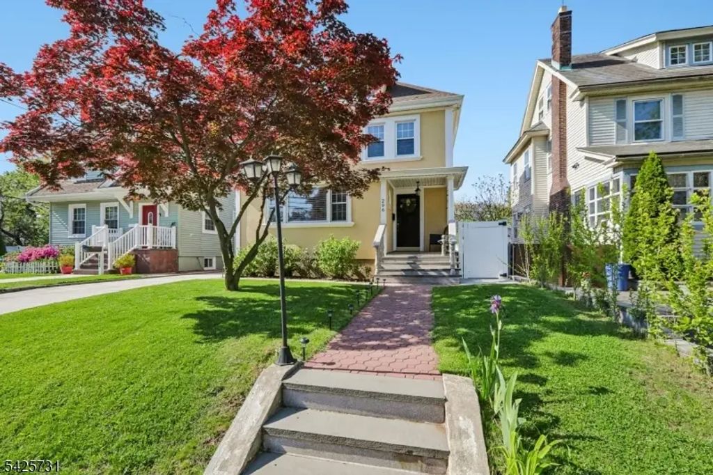 296 Montclair Ave, Newark City