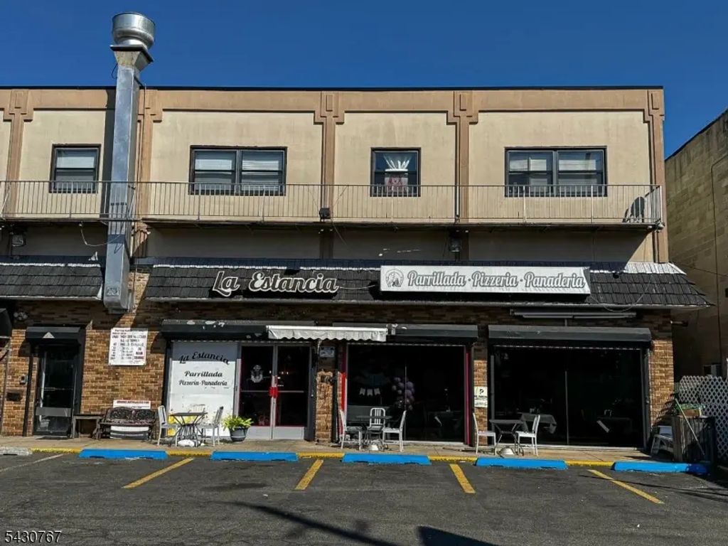 713 Rahway Ave, Elizabeth City