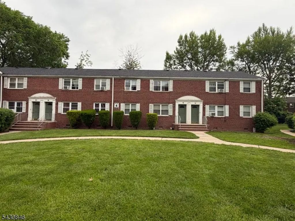 16a Carolyn Ter, Roselle Boro