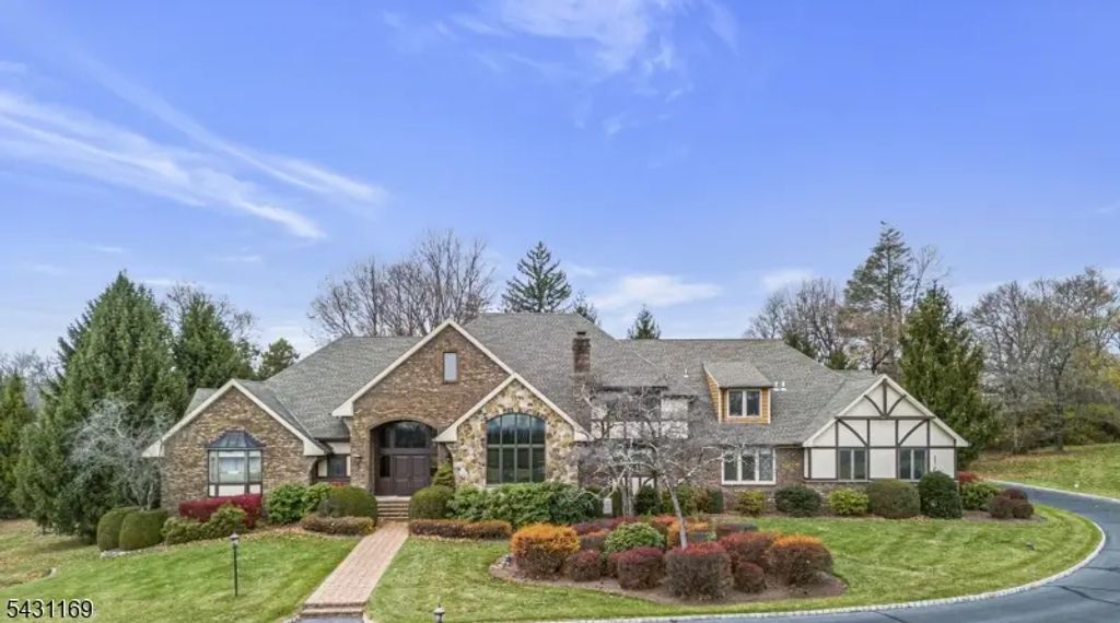 3 Crownview Ln, Bernardsville Boro