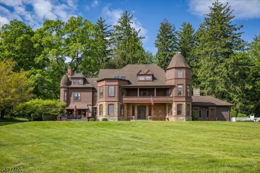 230 Mendham Rd, Bernardsville Boro