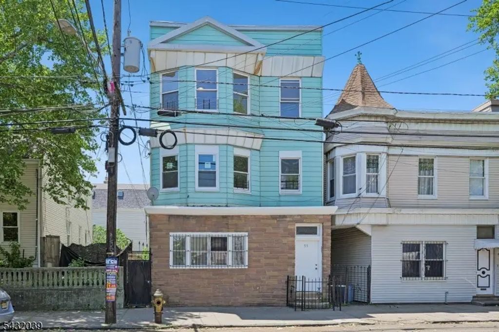 55 Hawkins St, Newark City