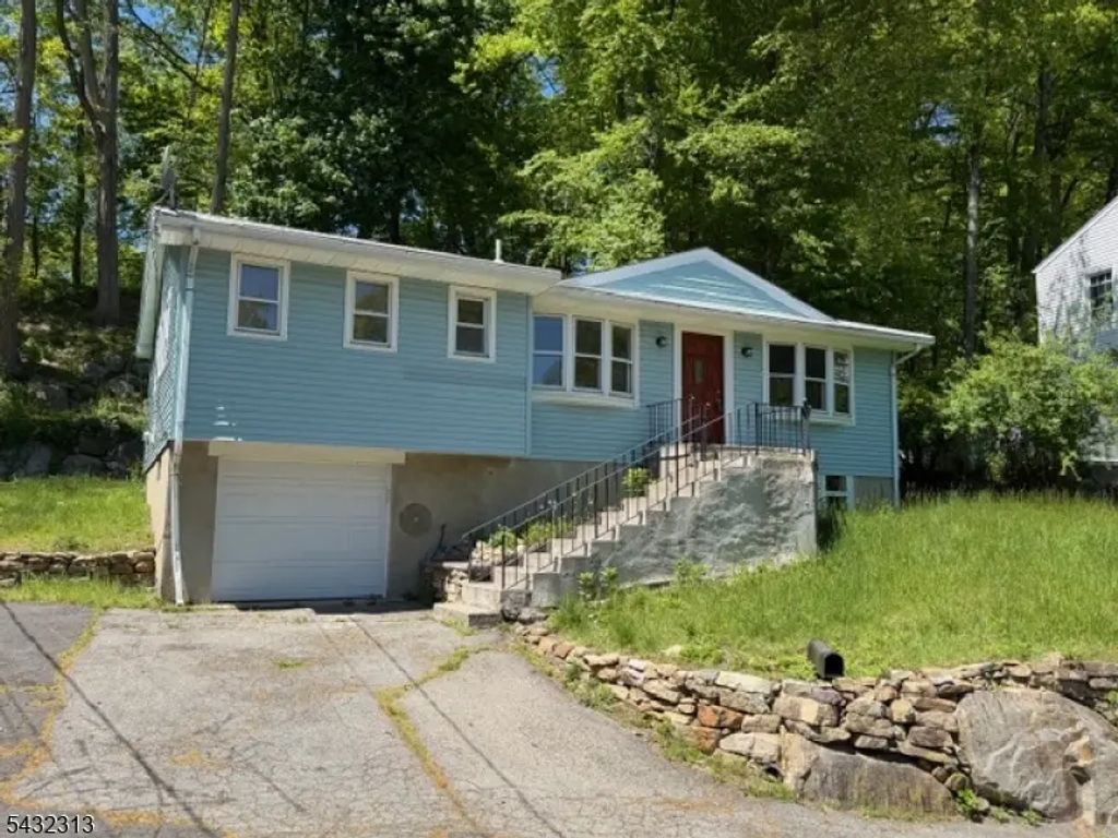 36 Mountain Ave, Rockaway Twp.