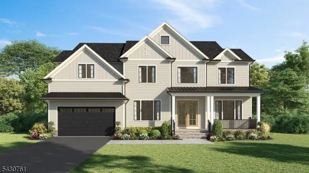 7 White Oak Dr, Livingston Twp.