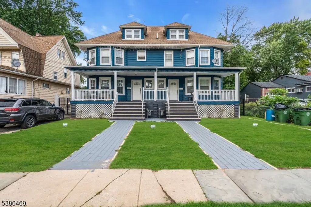 221 223 E 2nd Ave, Roselle Boro