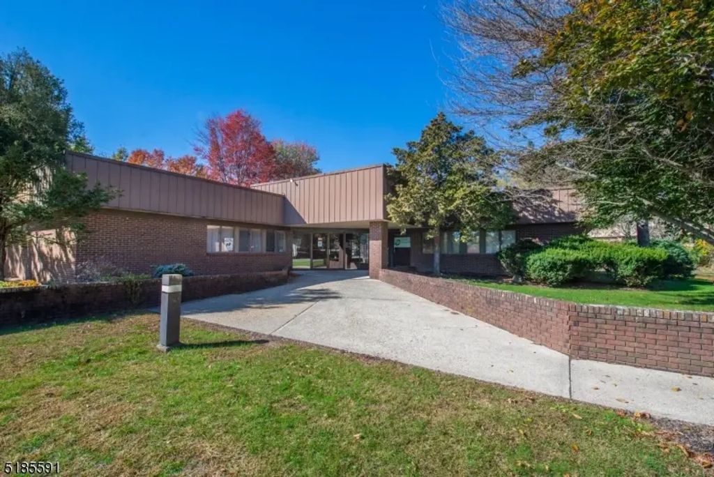 125 Newton Sparta Rd, Andover Twp.