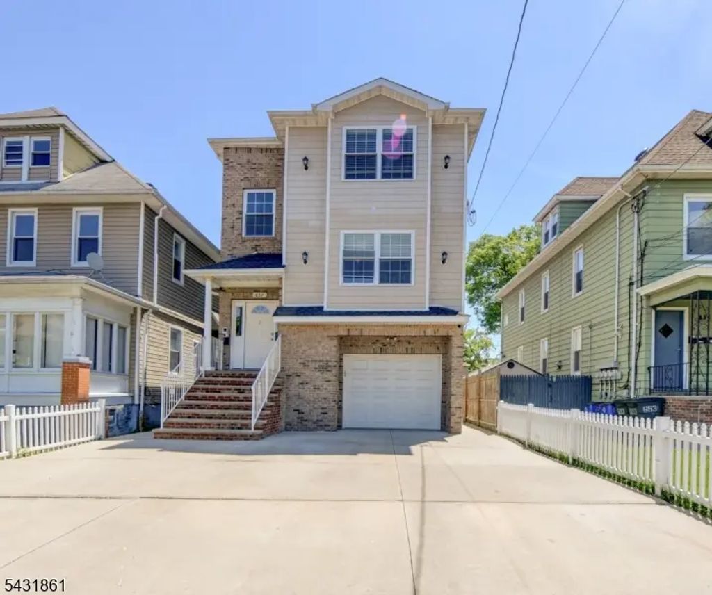 657 Jefferson Ave, Elizabeth City