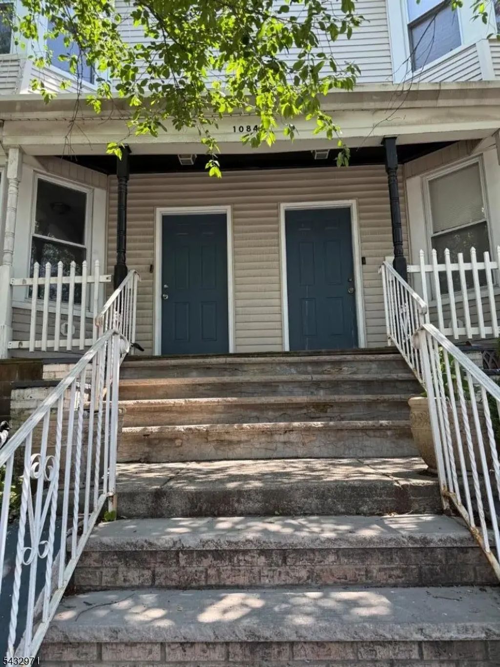 1084 Sanford Ave, Irvington Twp.