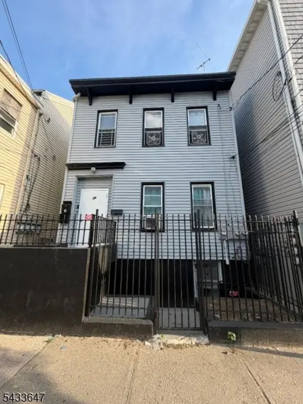 78 16th Ave, Paterson City