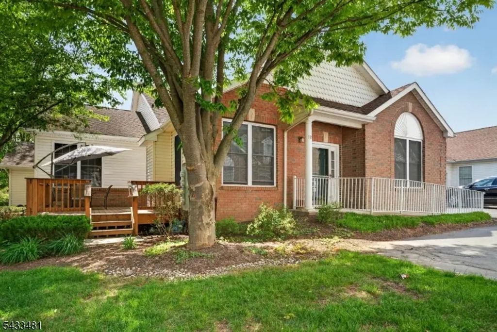 21 Samson Dr, Raritan Twp.