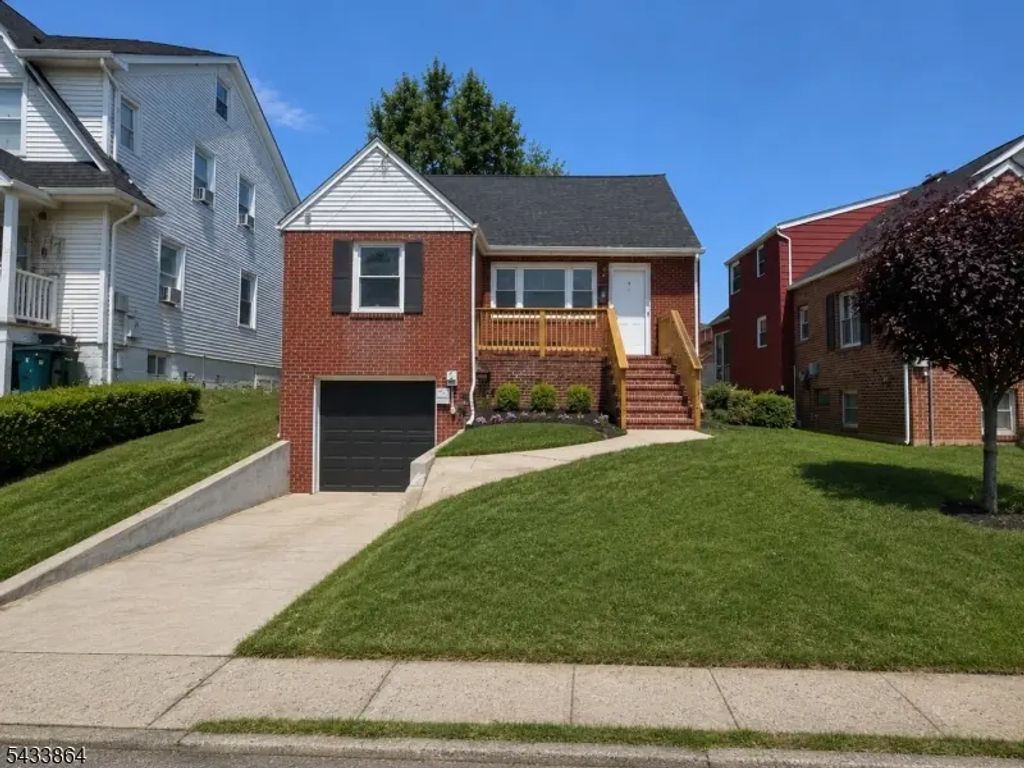 1584 Walker Ave, Union Twp.