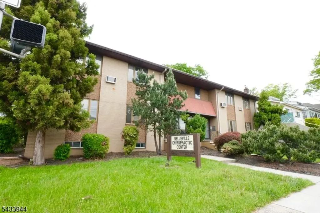 387 Union Ave, Belleville Twp.