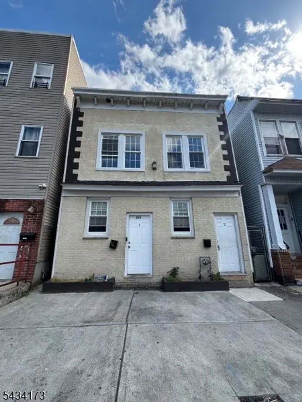 233 Rhode Island Ave, East Orange City