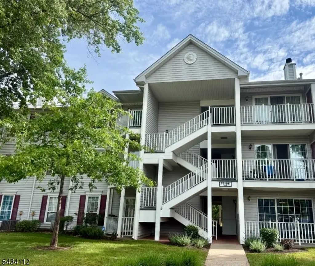 75 Amethyst Way, Franklin Twp.