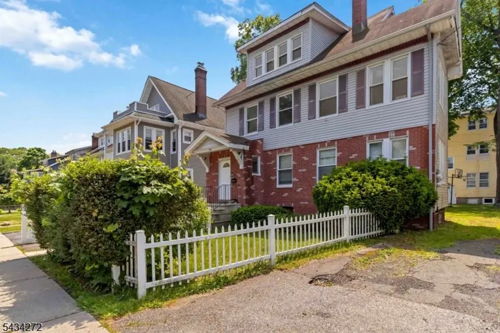 102 Lincoln St, Montclair Twp.