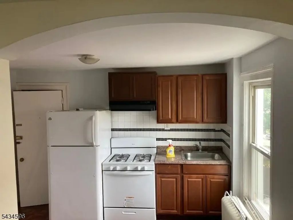 620 Madison Ave, Elizabeth City